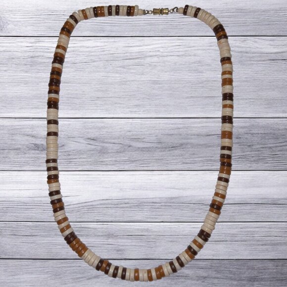 Vintage Beaded Necklace Brown & Cream Lucite Boho Beach Coastal Native Normcore - Picture 1 of 6